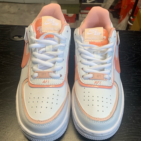 Air Force 1 shadow - Picture 3 of 8